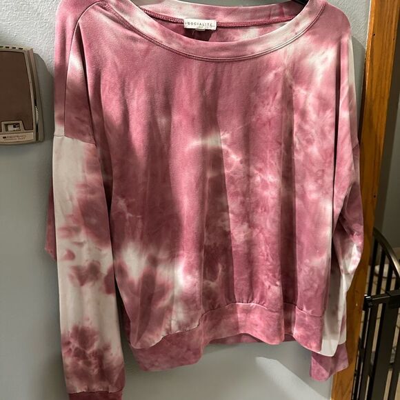 Socialite Women’s Pink Tie Dye Dolman Long Sleeve Pullover Sweatshirt Size Small - Picture 5 of 9